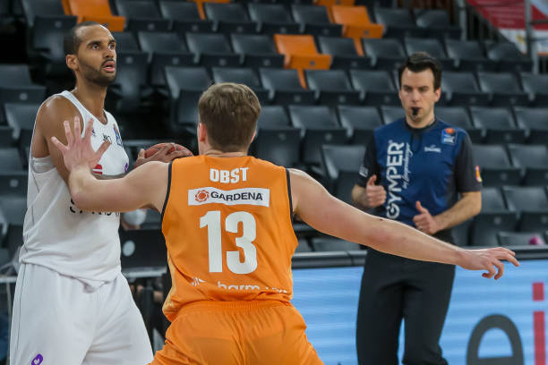 晰地看到 晰地看到